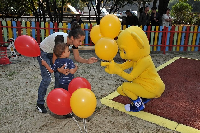 Откриване на детска площадка BELLA/Inauguration of a BELLA Kind Playground